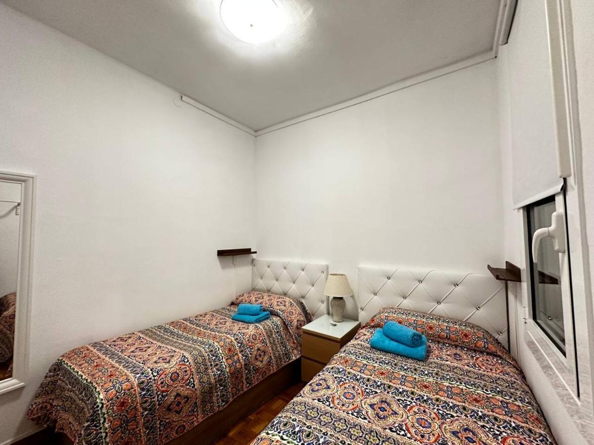 برشلونة Rooms Nuevo Roger المظهر الخارجي الصورة
